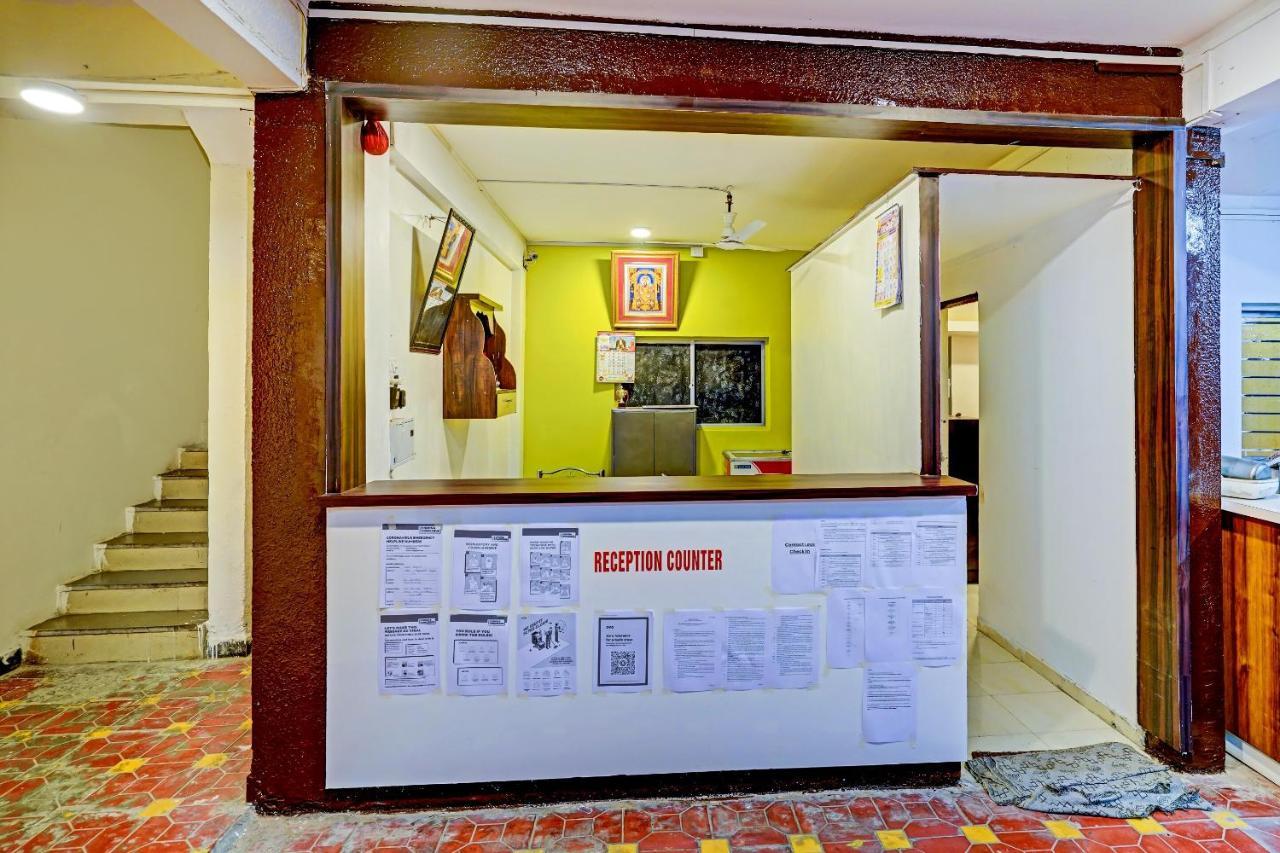 Amba Executive An Apartment Hotel Mundhva エクステリア 写真